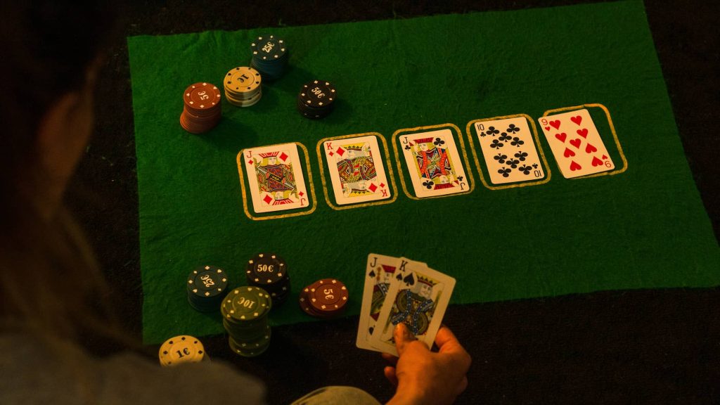 Providing Players with Tailored Rewards